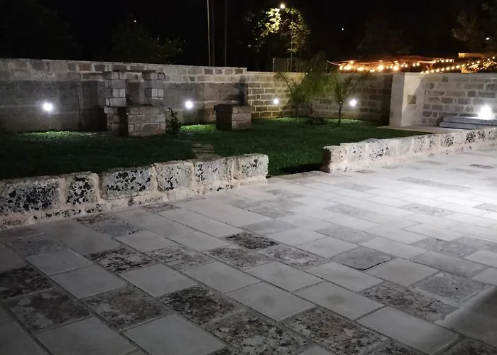 فندق مبيت وإفطار Sideris In Salento